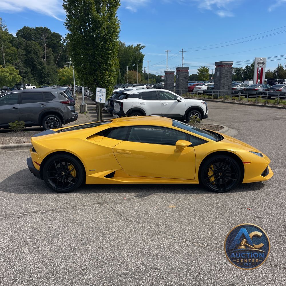 2016 Lamborghini Huracan Base