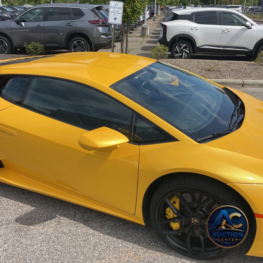2016 Lamborghini Huracan Base