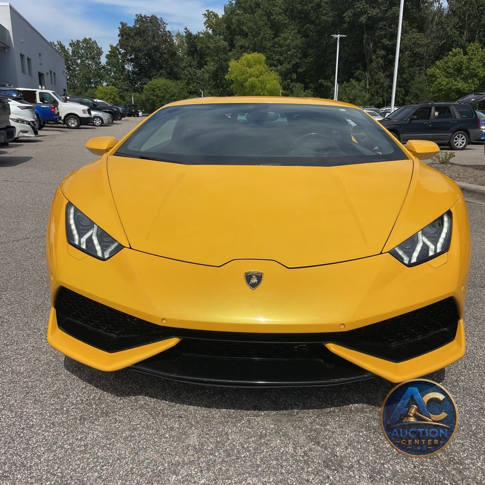 2016 Lamborghini Huracan Base