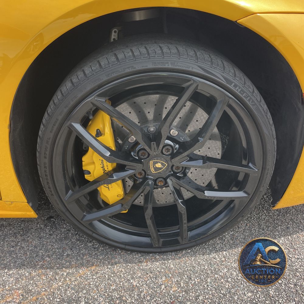 2016 Lamborghini Huracan Base