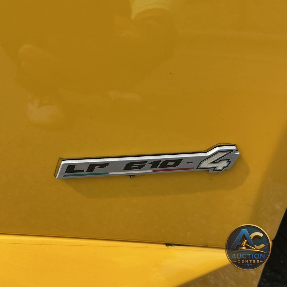 2016 Lamborghini Huracan Base
