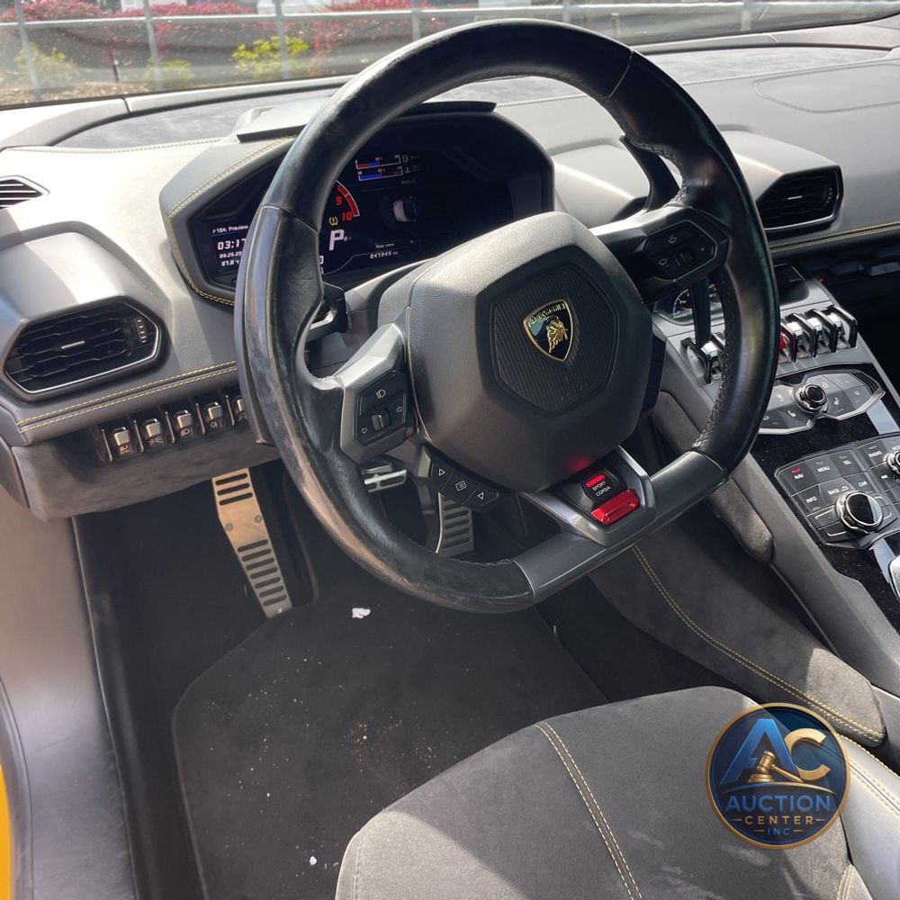 2016 Lamborghini Huracan Base