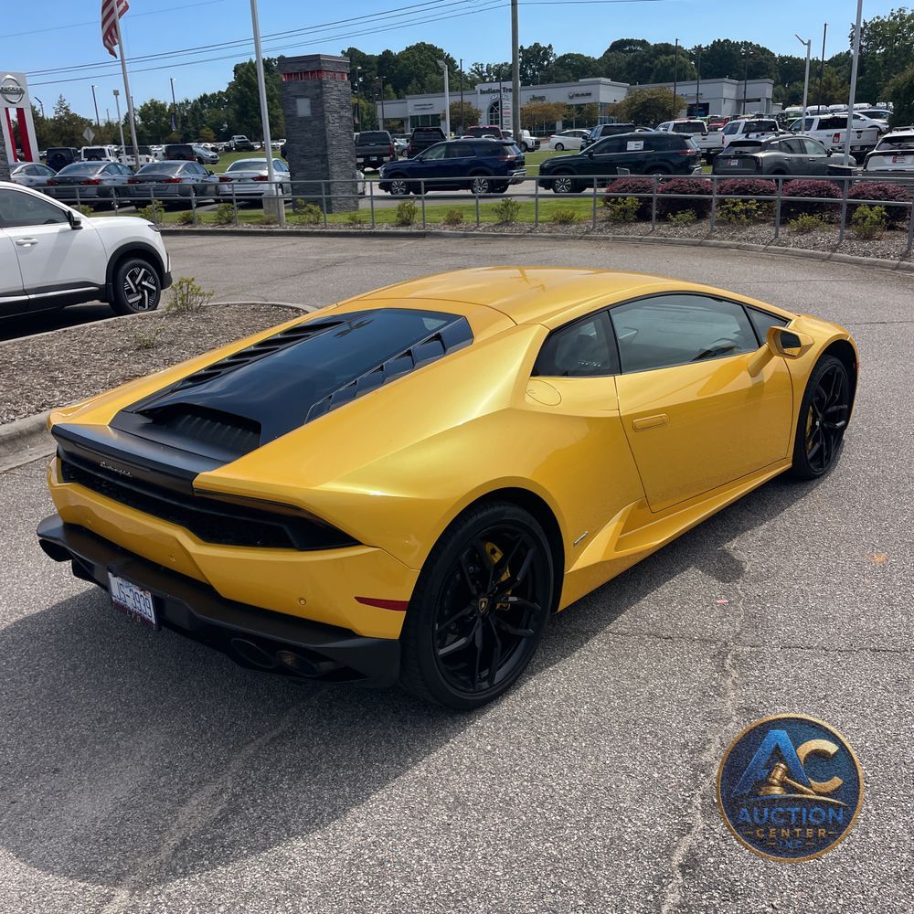 2016 Lamborghini Huracan Base