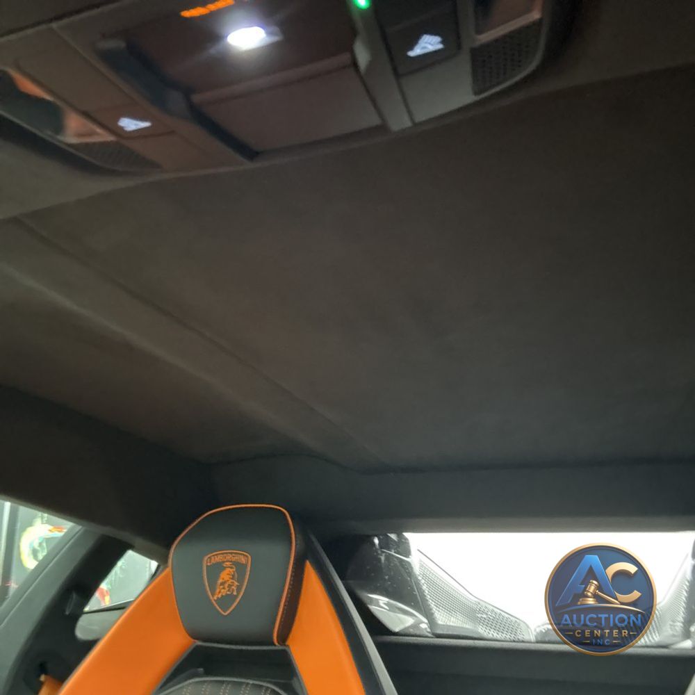 2024 Lamborghini Revuelto