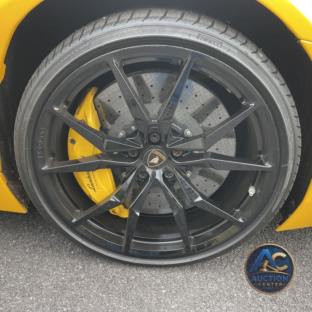 2014 Lamborghini Aventador