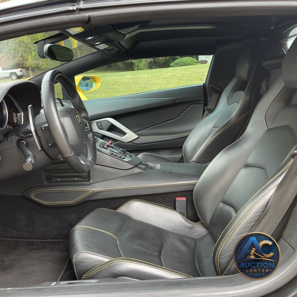 2014 Lamborghini Aventador