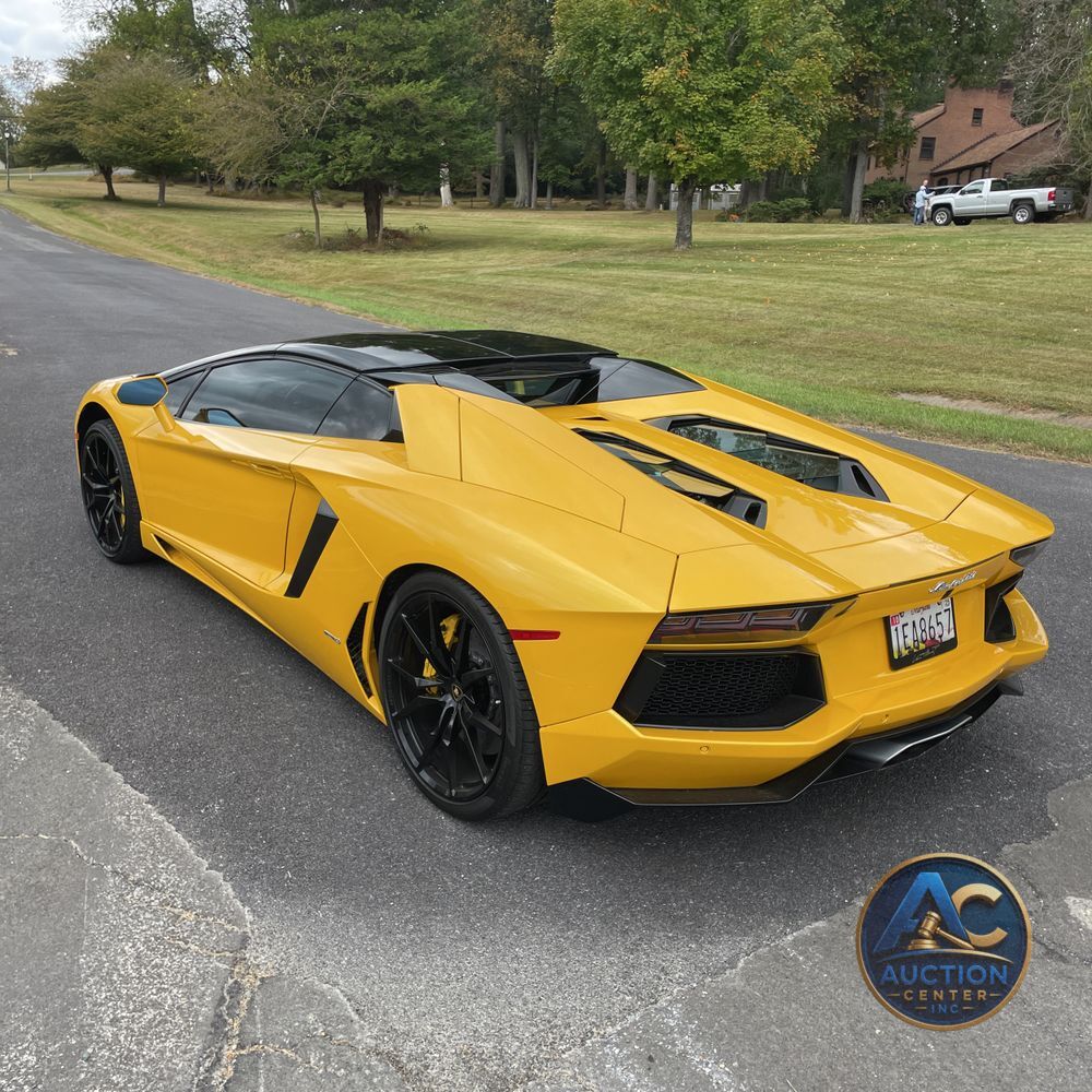 2014 Lamborghini Aventador