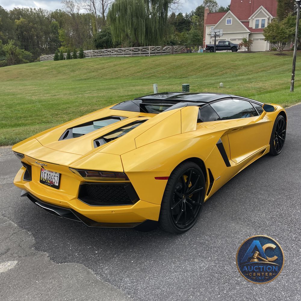 2014 Lamborghini Aventador