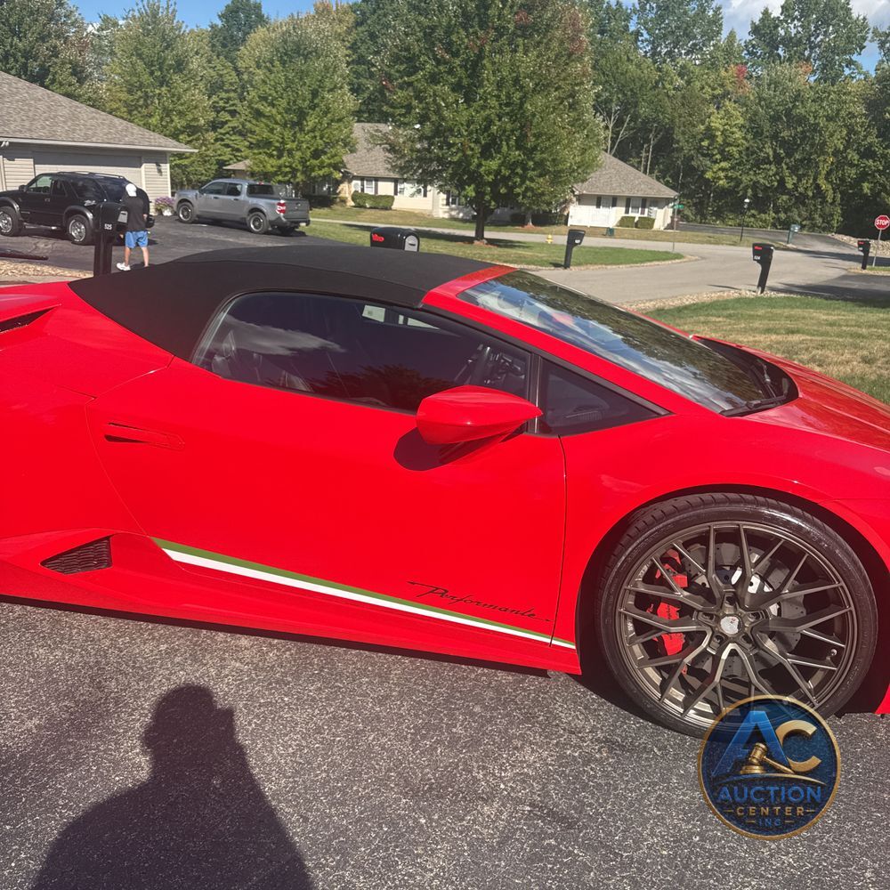 2017 Lamborghini Huracan LP 580-2 Spyder