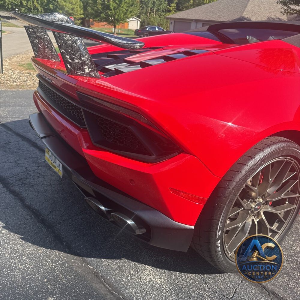 2017 Lamborghini Huracan LP 580-2 Spyder