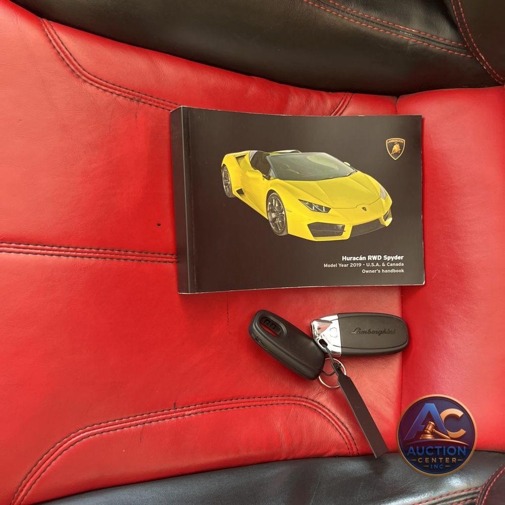 2017 Lamborghini Huracan LP 580-2 Spyder