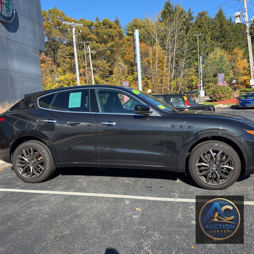 2024 Maserati Levante GT Ultima