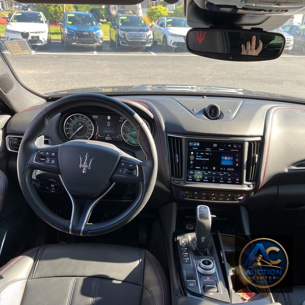 2024 Maserati Levante GT Ultima