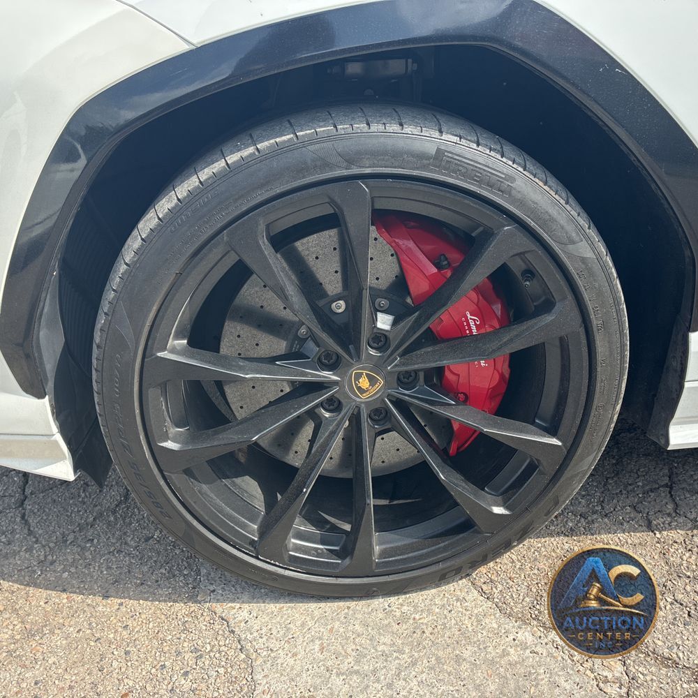 2020 Lamborghini Urus