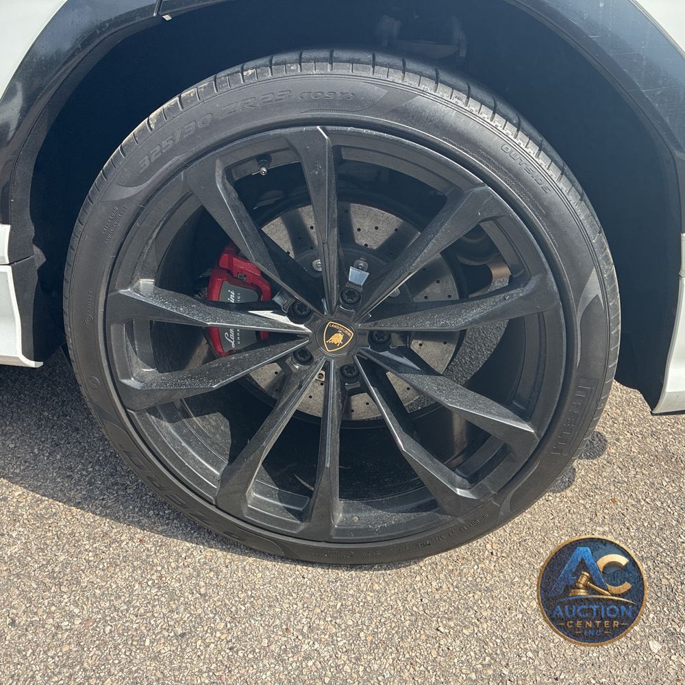 2020 Lamborghini Urus