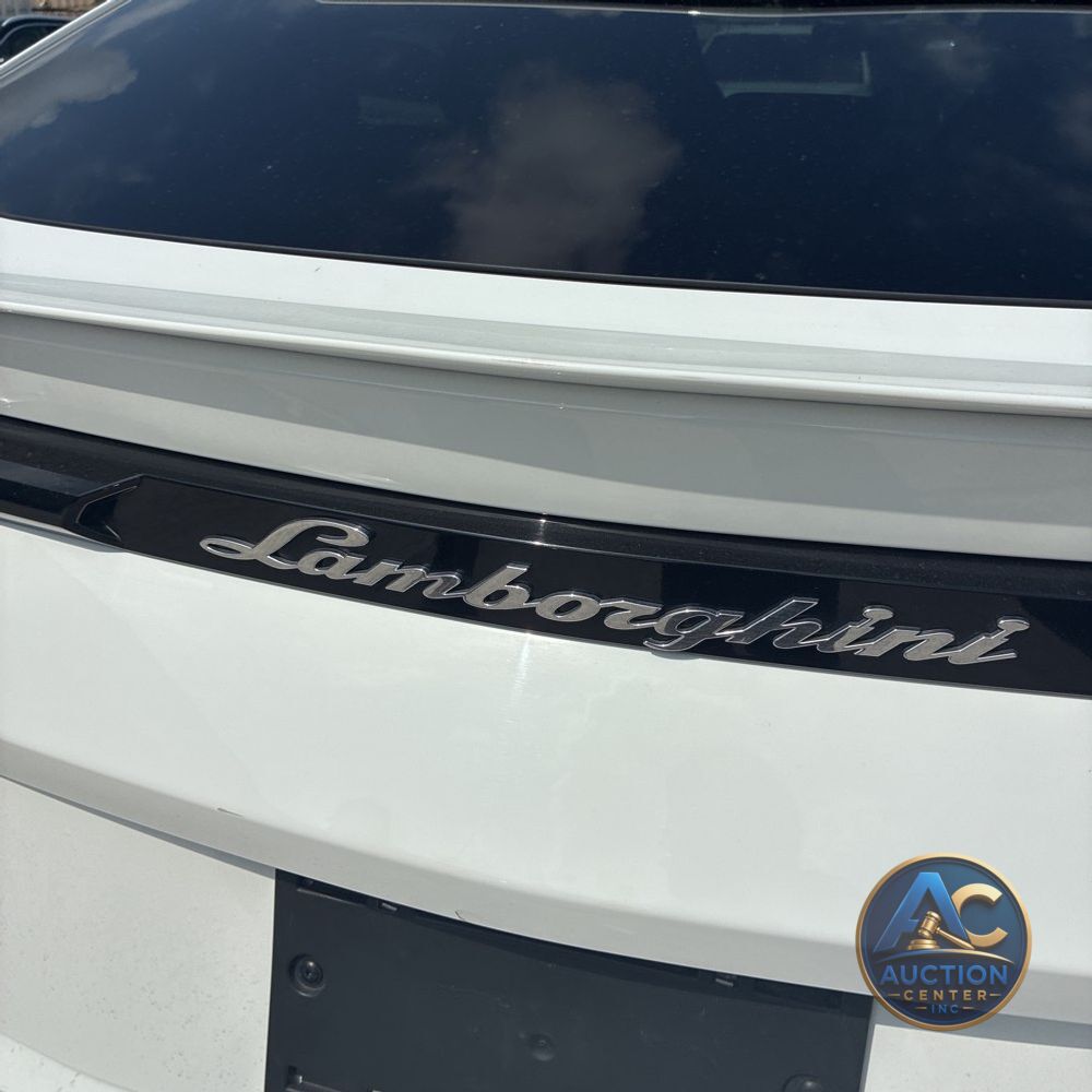 2020 Lamborghini Urus