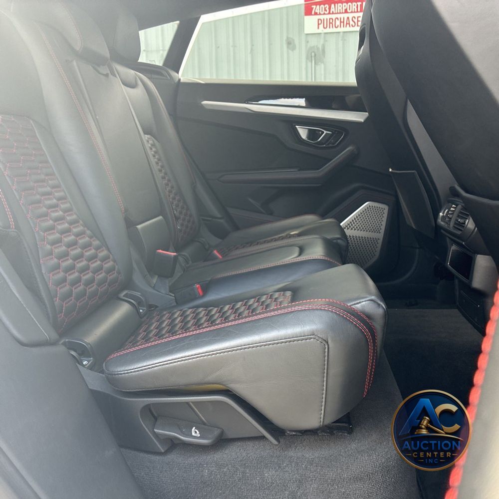 2020 Lamborghini Urus
