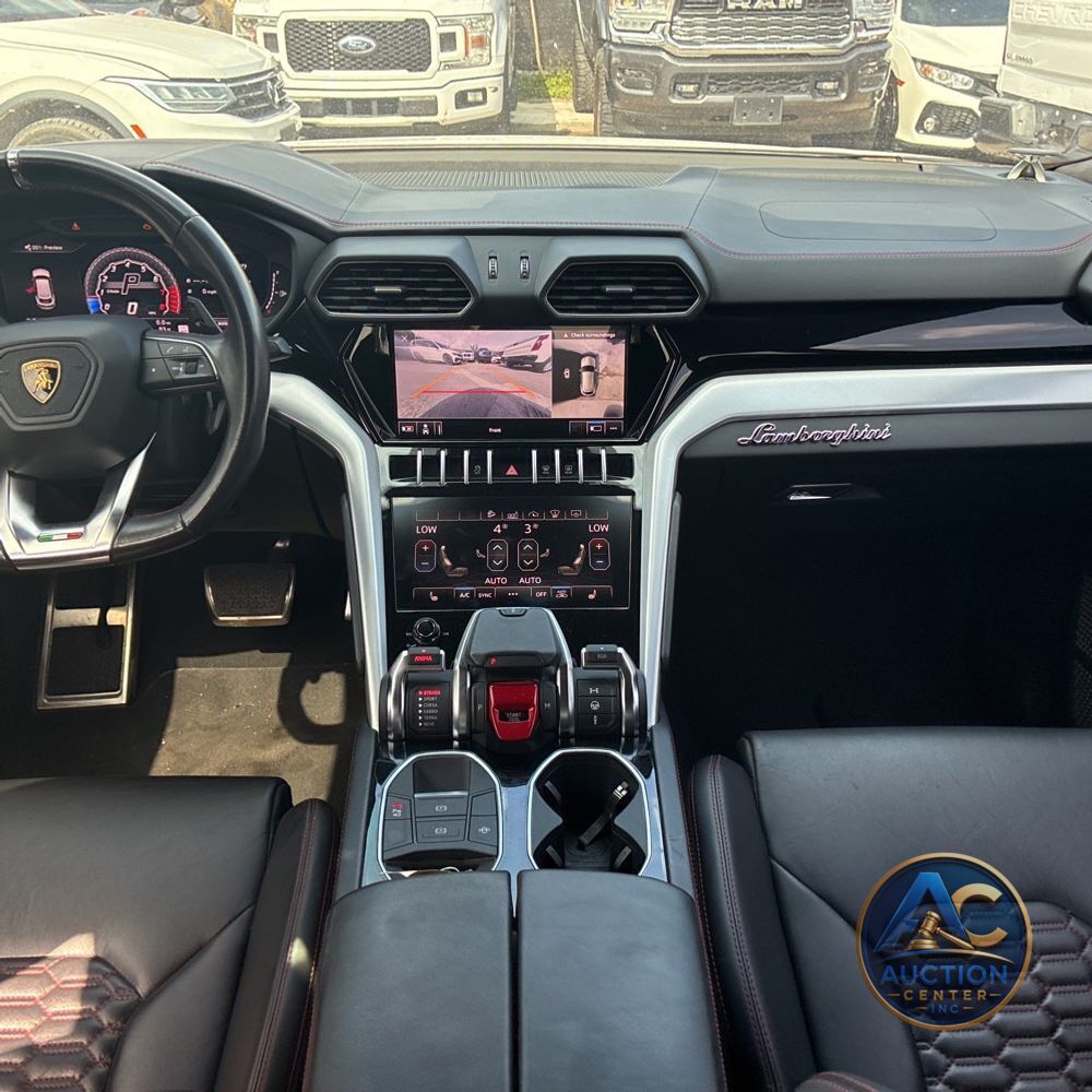 2020 Lamborghini Urus