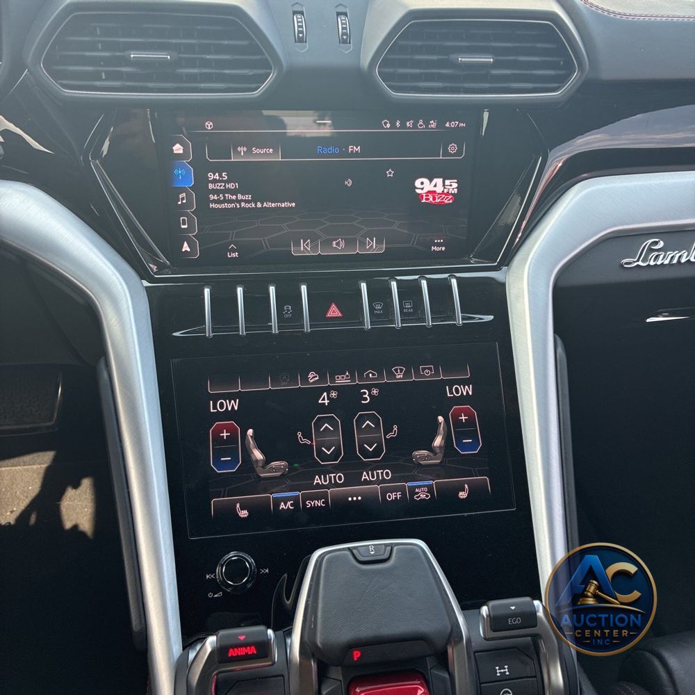 2020 Lamborghini Urus