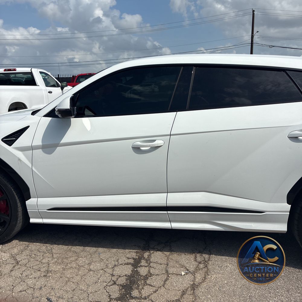 2020 Lamborghini Urus