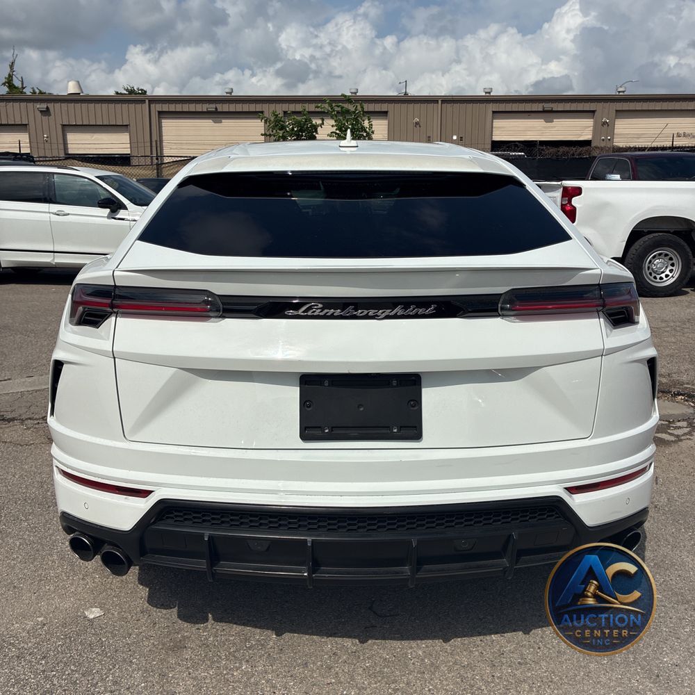 2020 Lamborghini Urus
