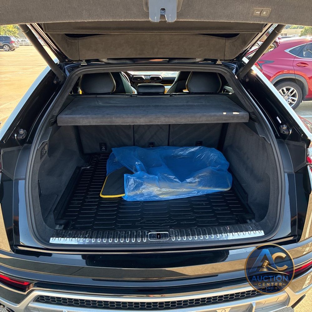 2019 Lamborghini Urus