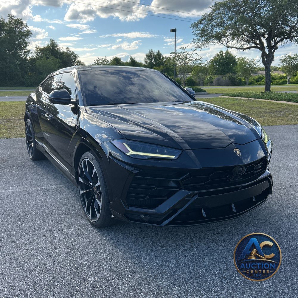 2019 Lamborghini Urus