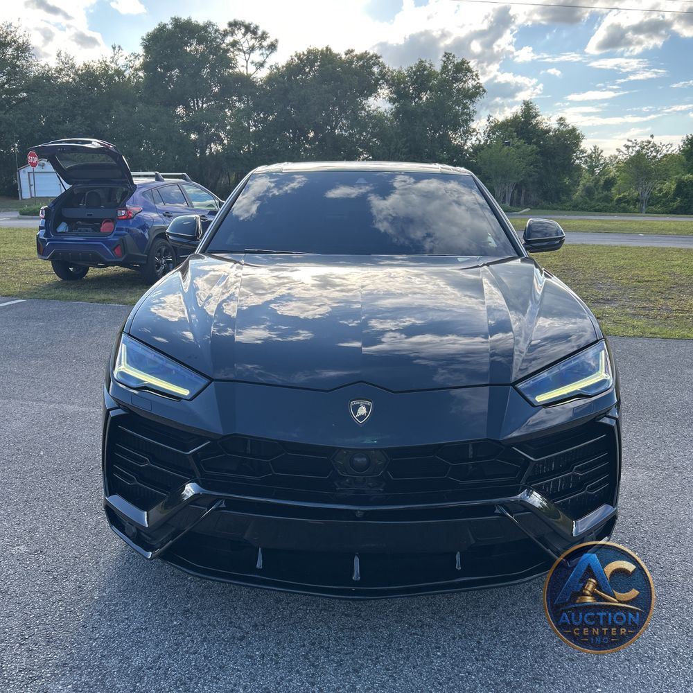 2019 Lamborghini Urus