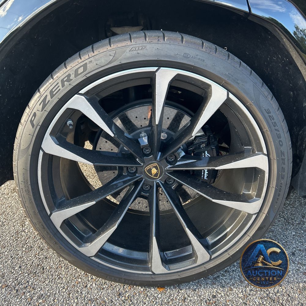 2019 Lamborghini Urus