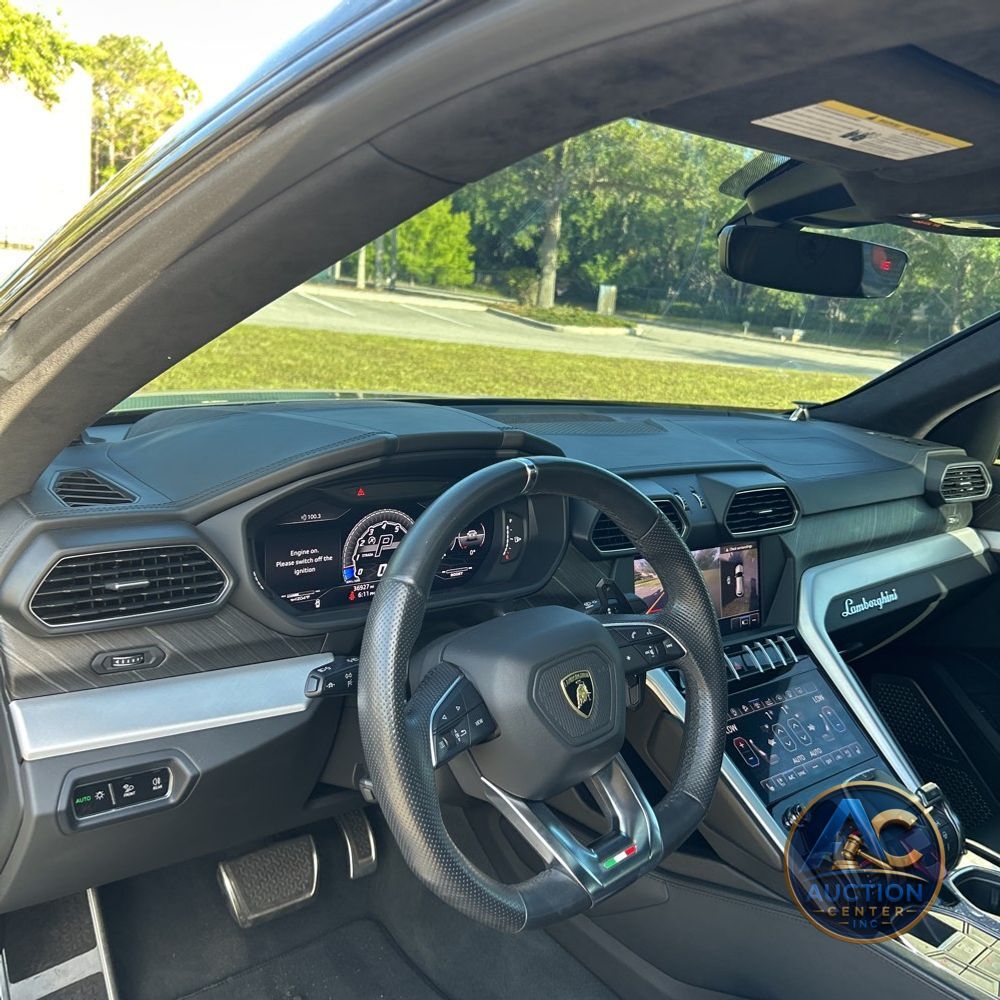2019 Lamborghini Urus