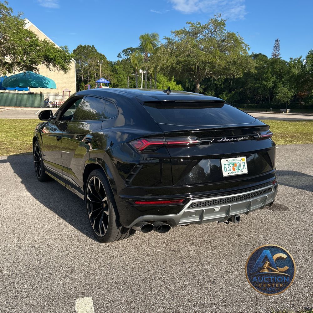 2019 Lamborghini Urus