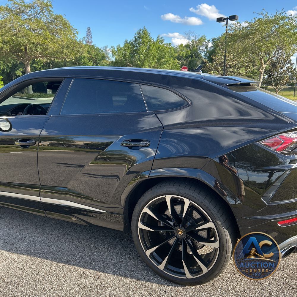 2019 Lamborghini Urus