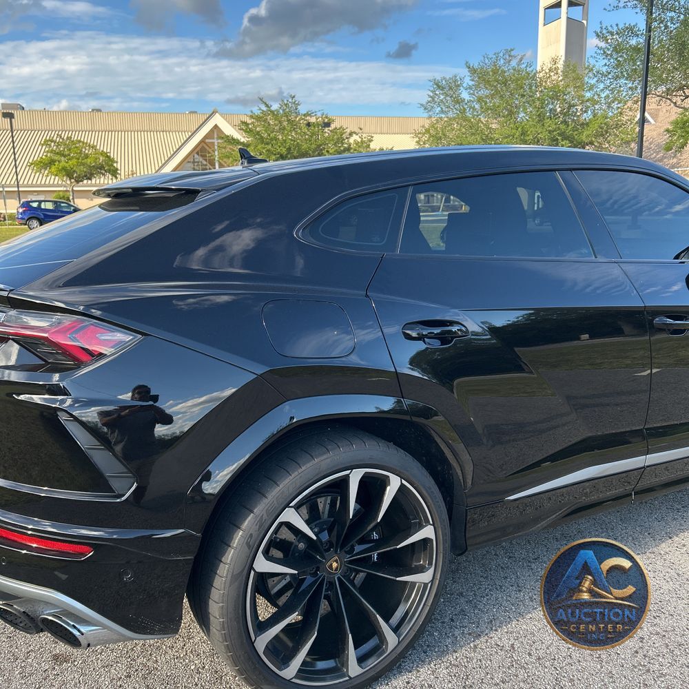 2019 Lamborghini Urus
