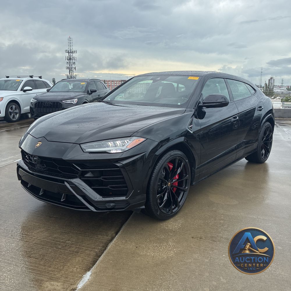 2022 Lamborghini Urus