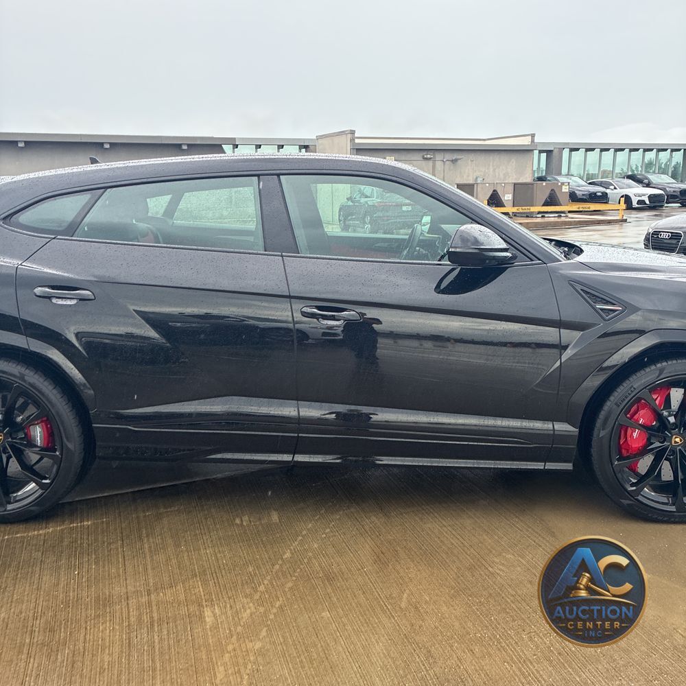 2022 Lamborghini Urus
