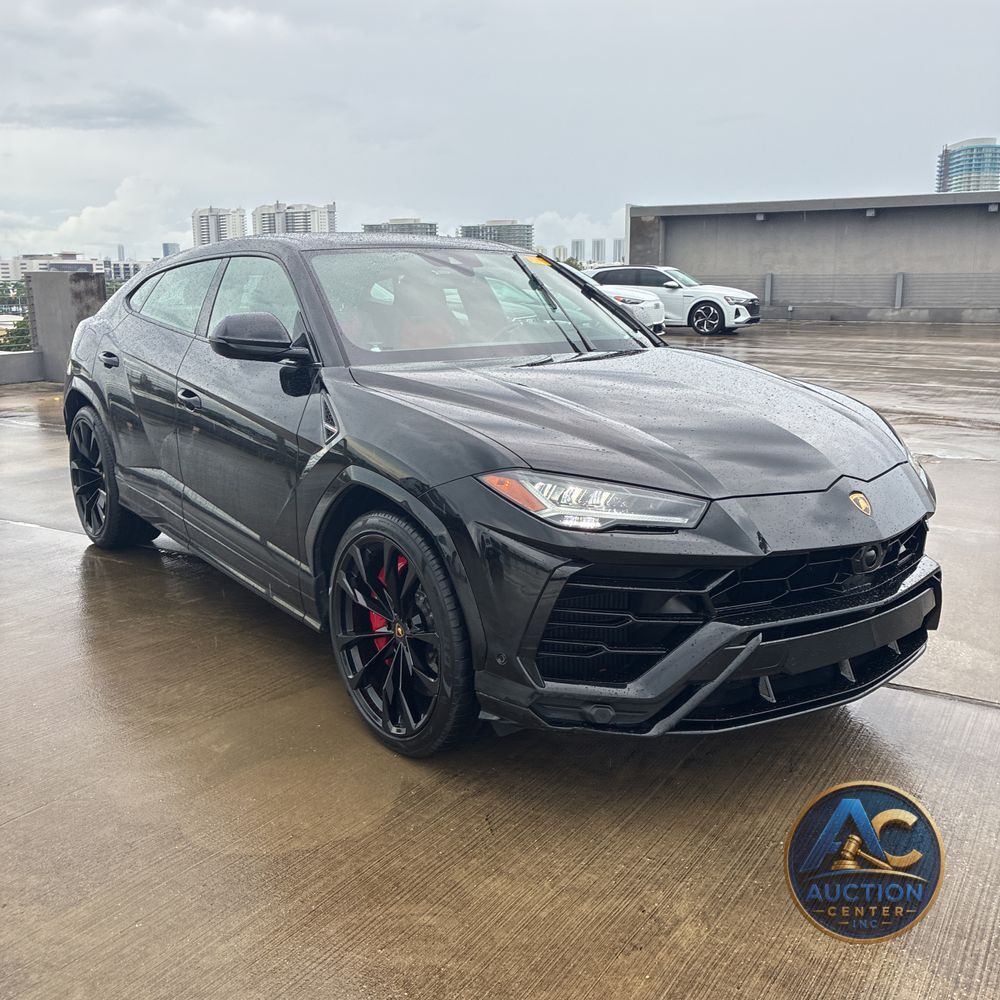 2022 Lamborghini Urus