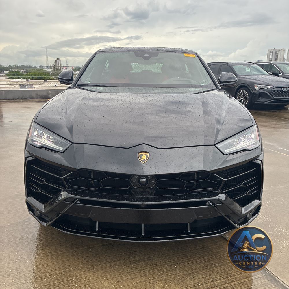 2022 Lamborghini Urus