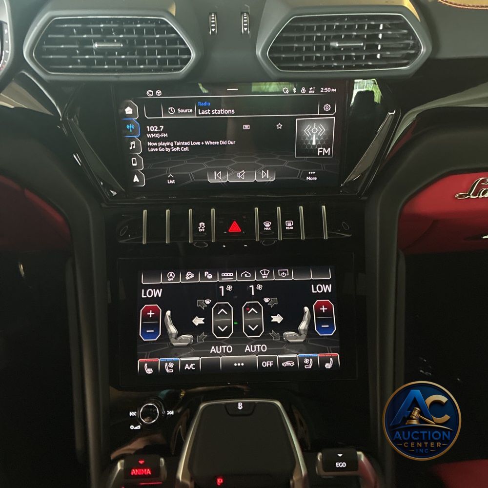 2022 Lamborghini Urus
