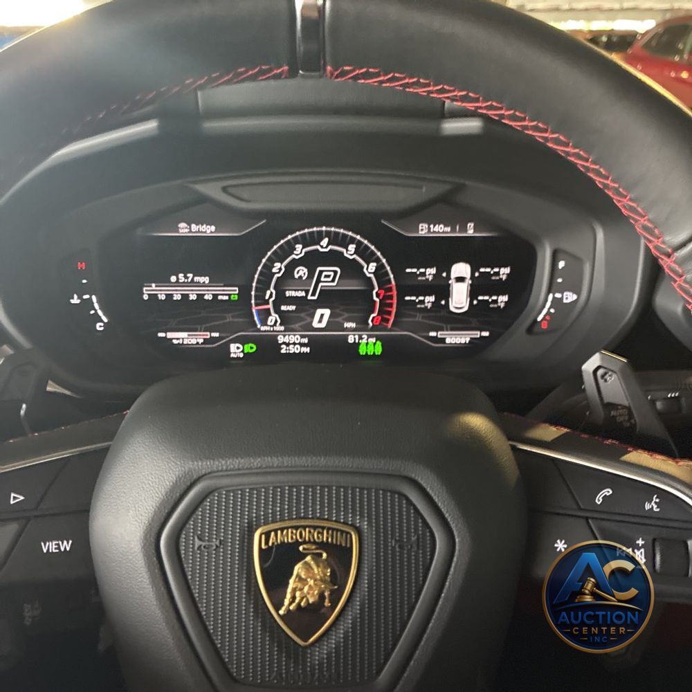 2022 Lamborghini Urus