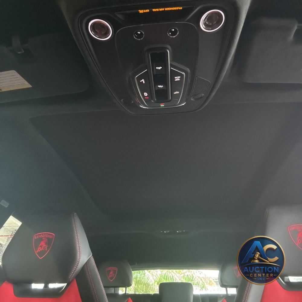 2022 Lamborghini Urus