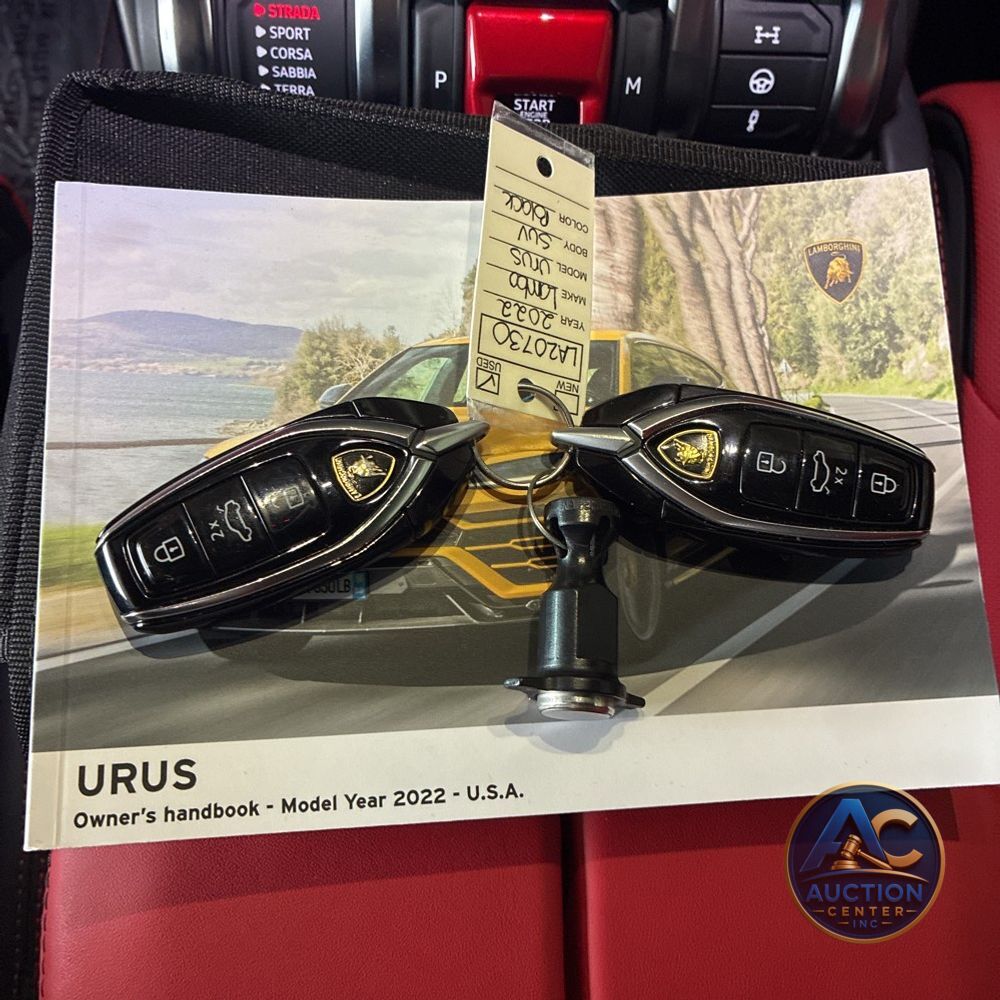 2022 Lamborghini Urus