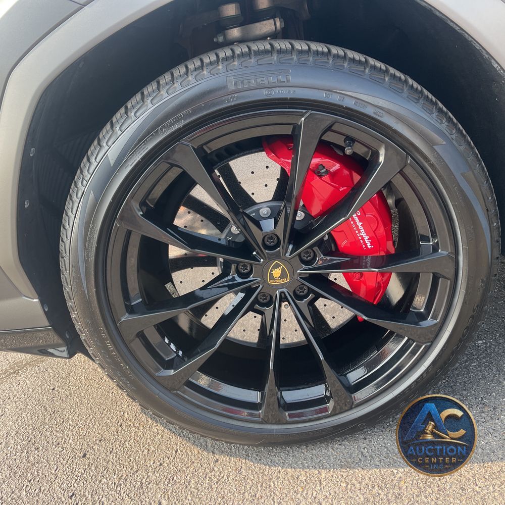 2022 Lamborghini Urus