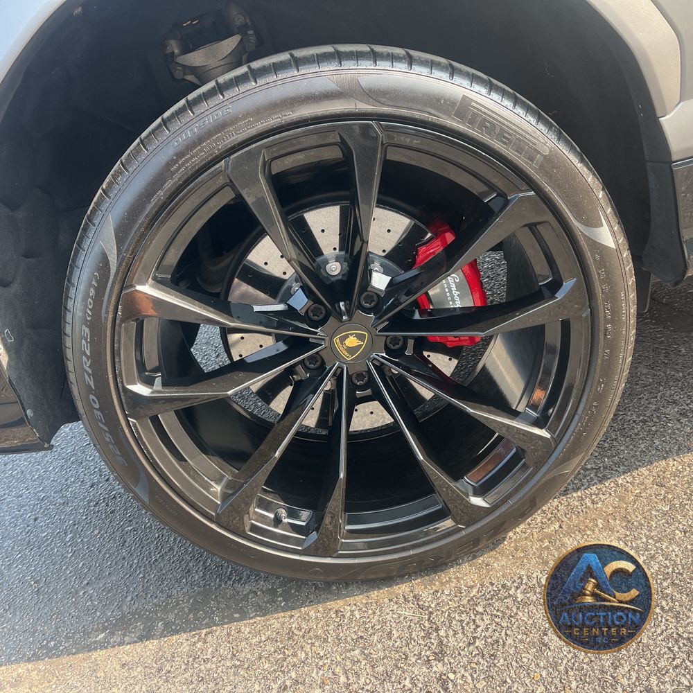 2022 Lamborghini Urus