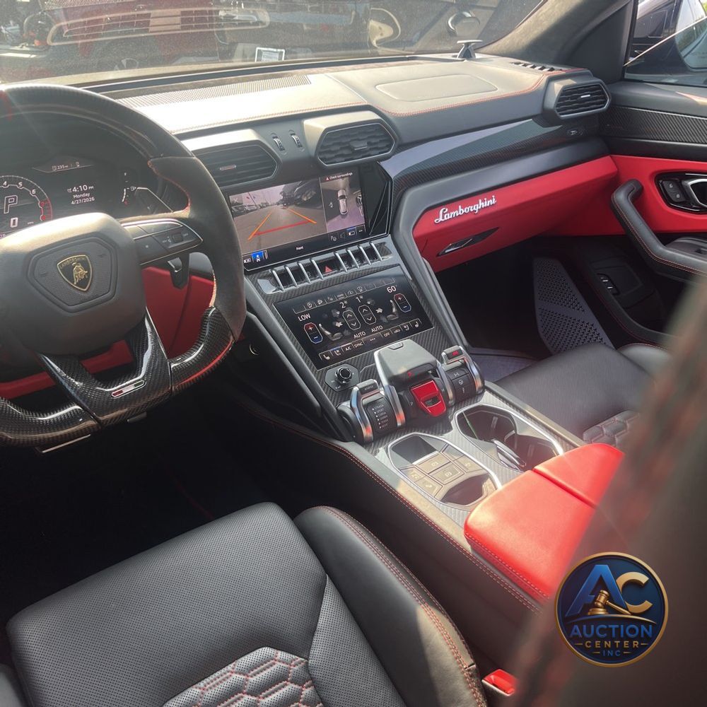 2022 Lamborghini Urus