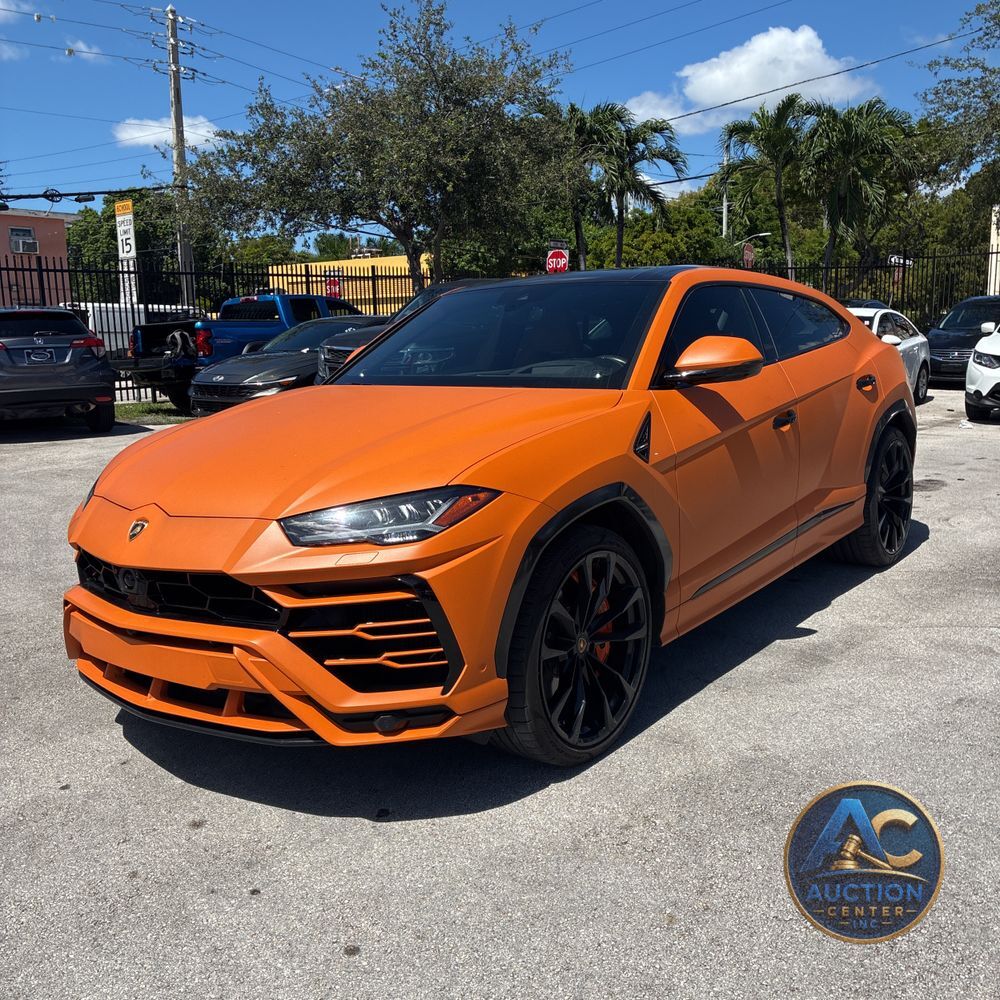 2019 Lamborghini Urus