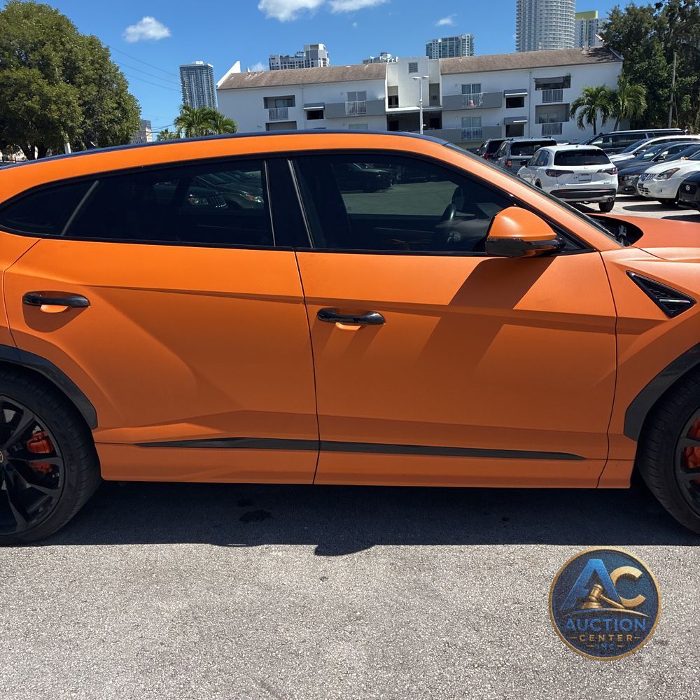 2019 Lamborghini Urus
