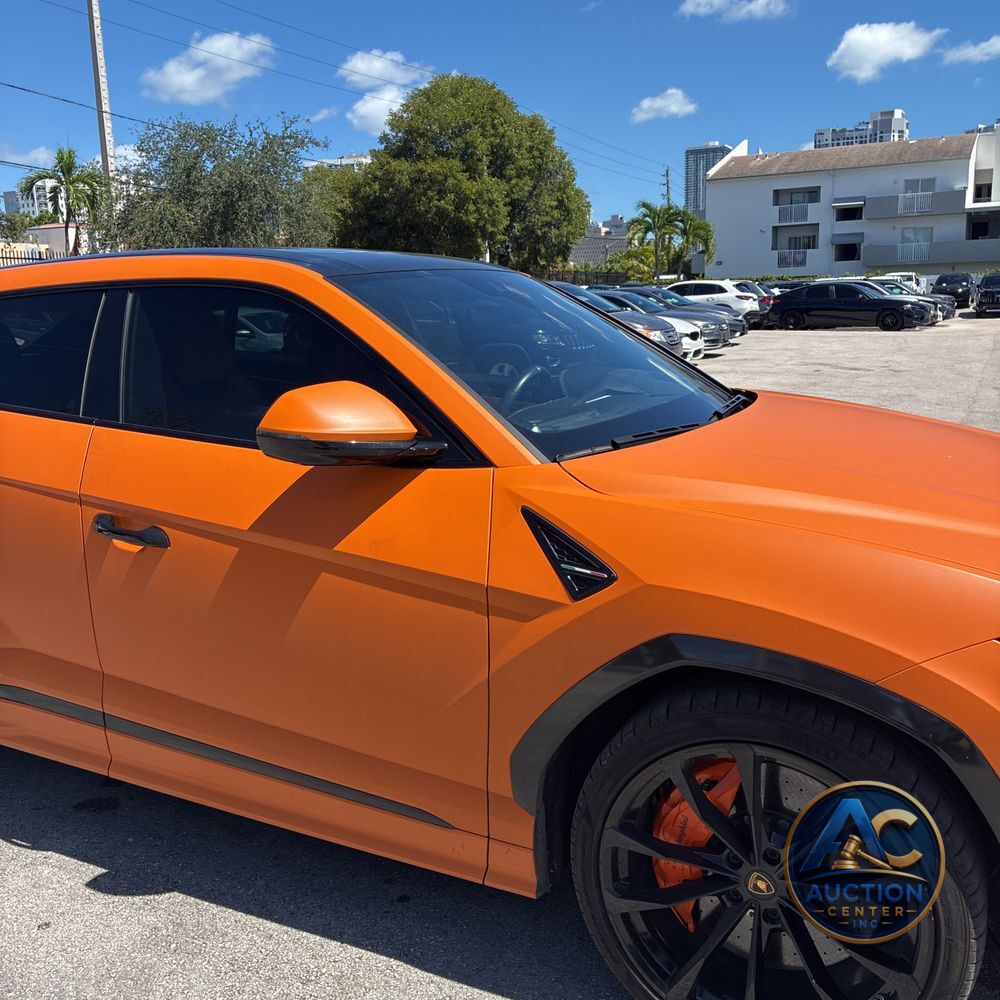 2019 Lamborghini Urus