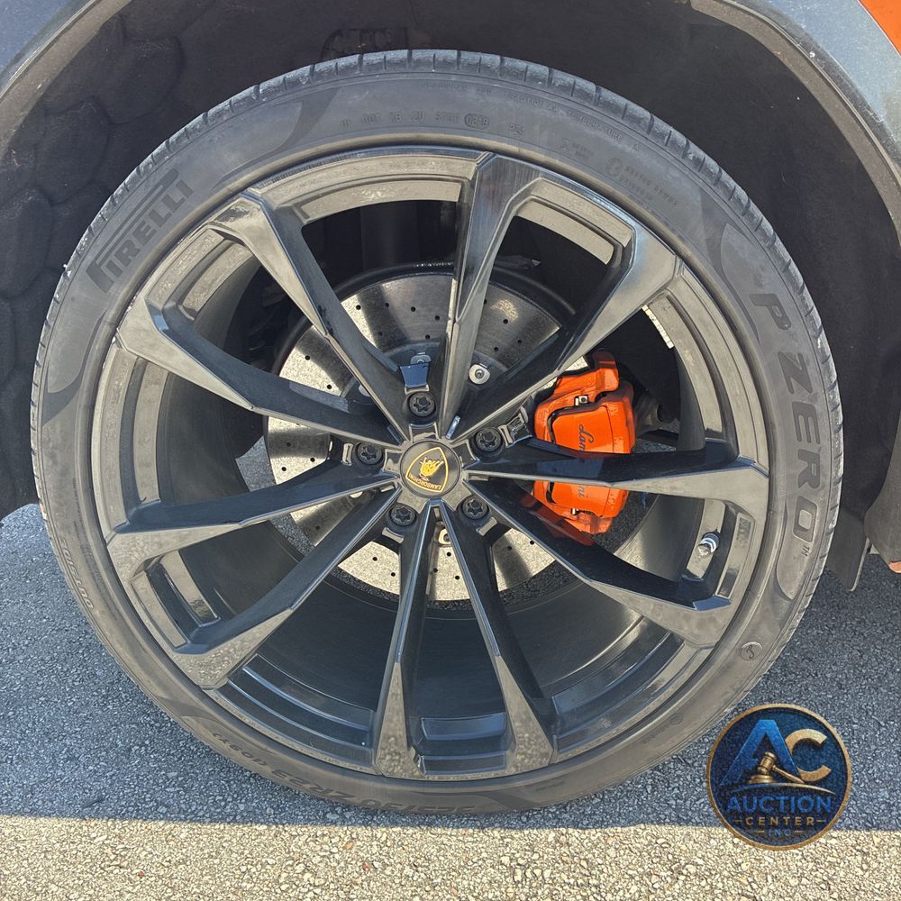 2019 Lamborghini Urus