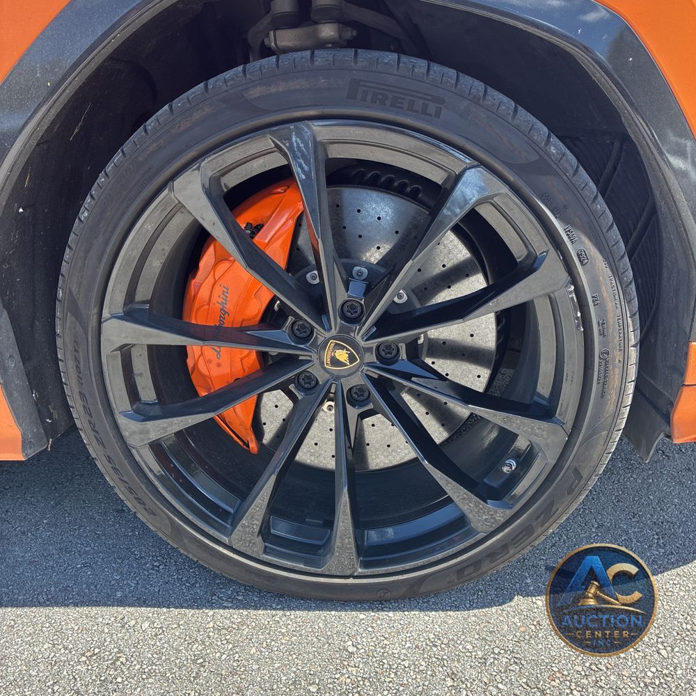 2019 Lamborghini Urus