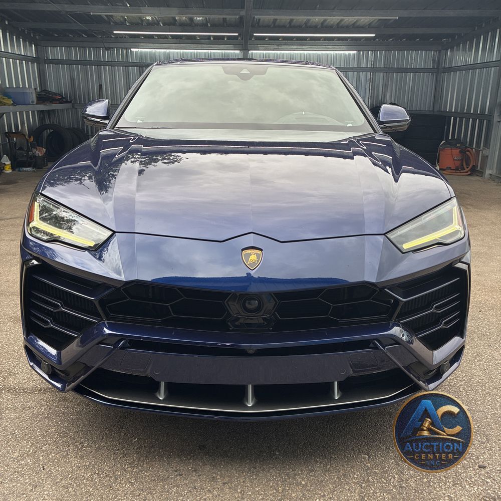 2020 Lamborghini Urus